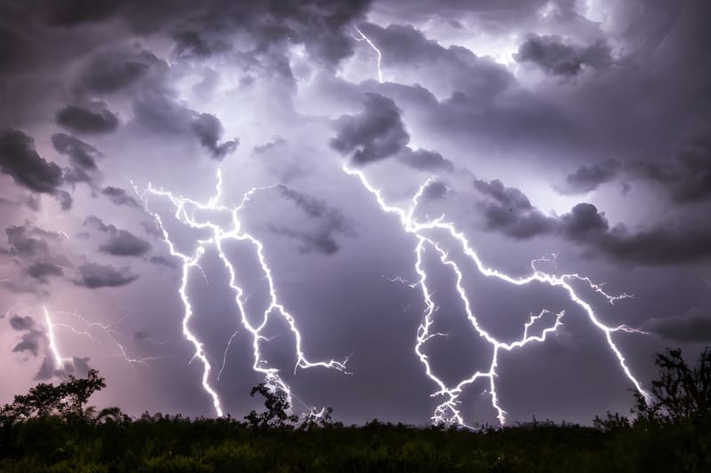 エコキュートにアース工事がされていないとどうなる？起こりやすいトラブル