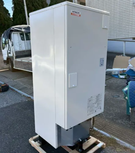 施工中日立貯湯ユニット