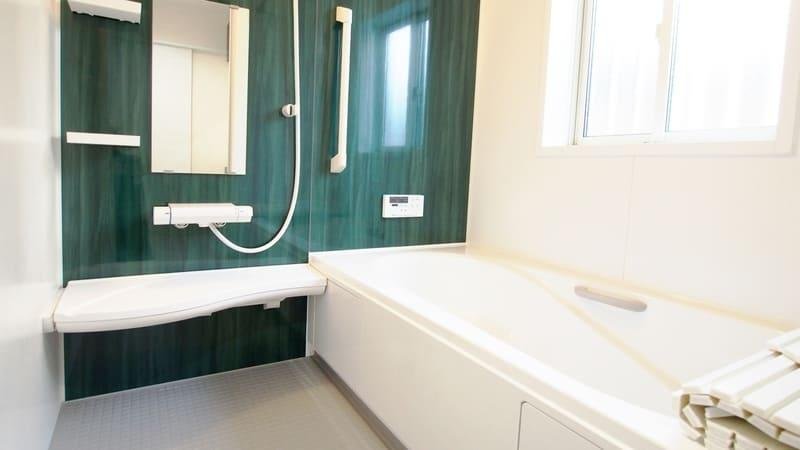 ハイブリッド給湯器の特徴・寿命・平均価格