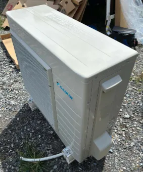 新設ヒートポンプユニット:ダイキン製